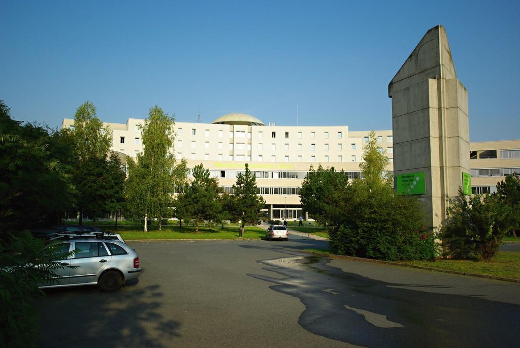 Kolej Akademie Hotel Brno Eksteriør billede