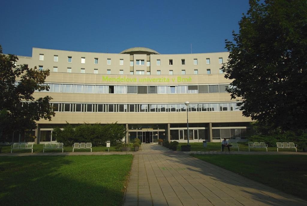 Kolej Akademie Hotel Brno Eksteriør billede
