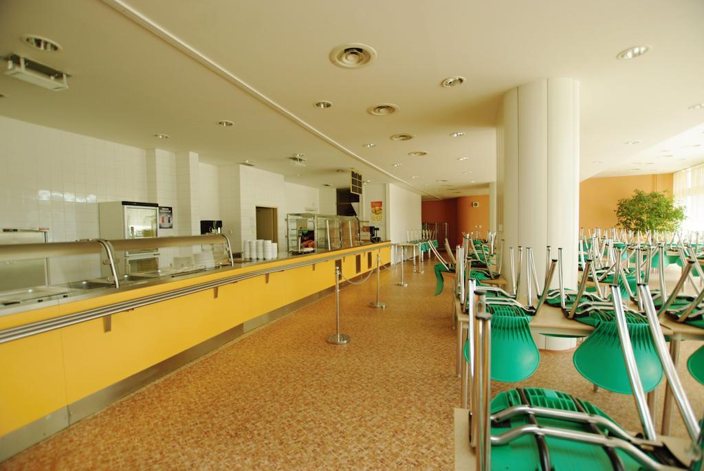 Kolej Akademie Hotel Brno Eksteriør billede